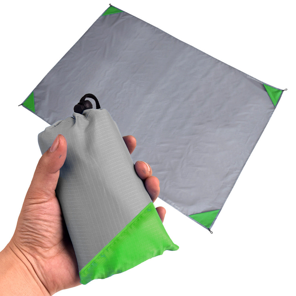 Foldable Waterproof Picnic and Beach Blanket