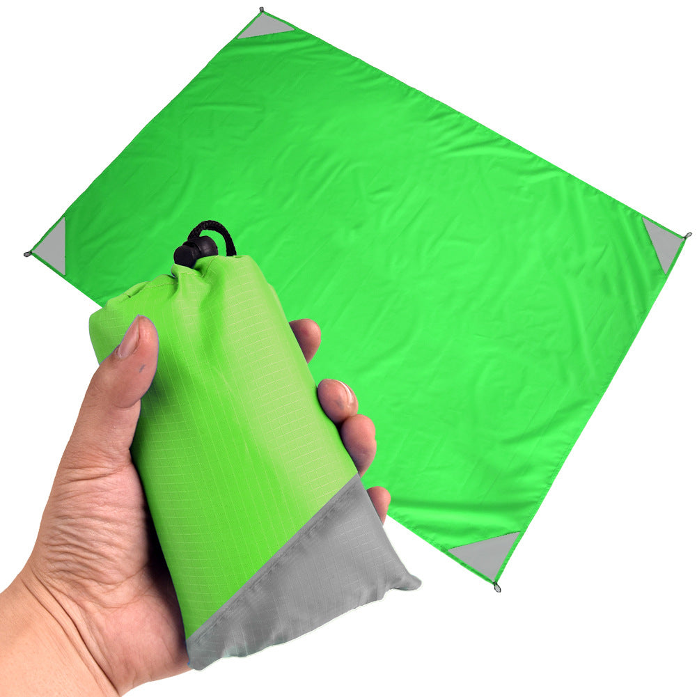 Foldable Waterproof Picnic and Beach Blanket
